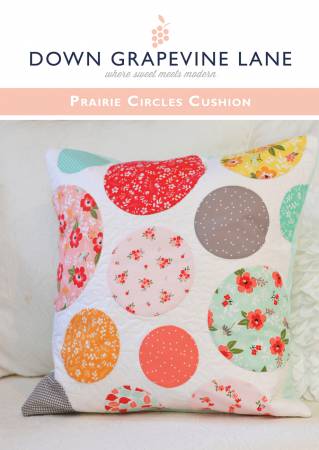 Prairie Circles Cushion pattern by Sedef Imer